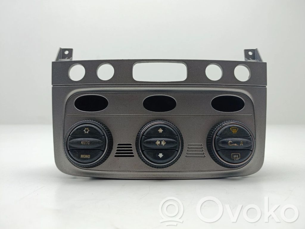 Alfa Romeo 147 Climate control unit 