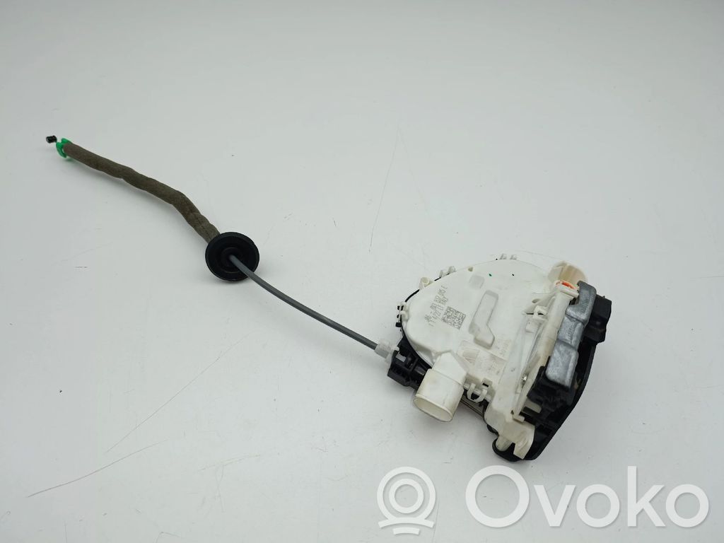 Front door lock   8X1837015E
