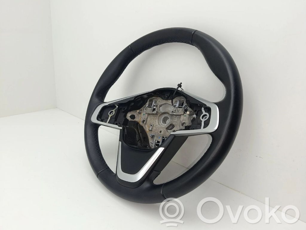 BMW 2 F45 Vairas 