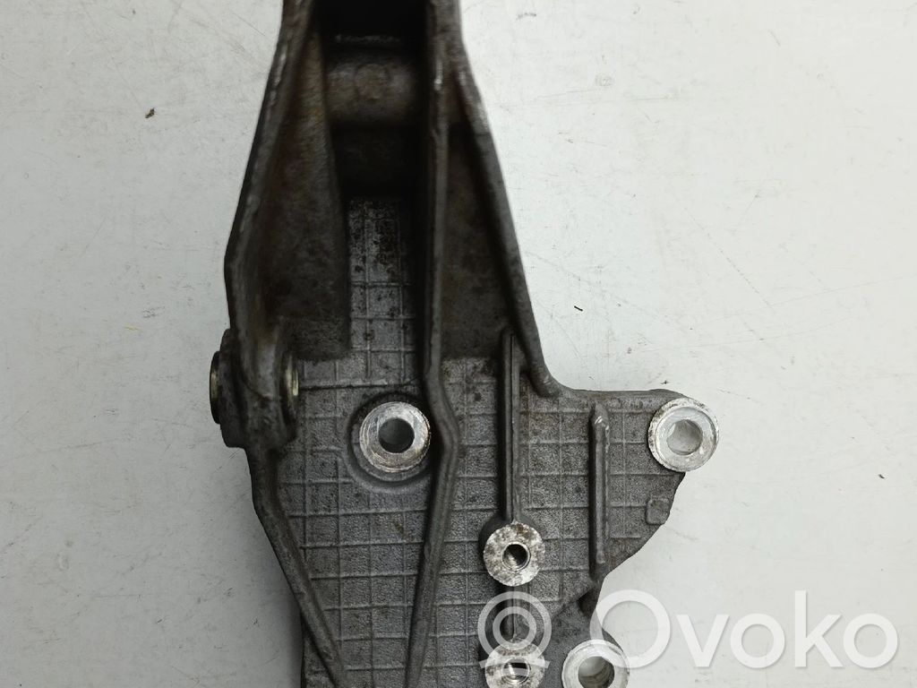 Holder (bracket)   46460217