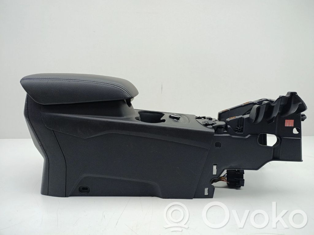 Ford Focus Armrest 