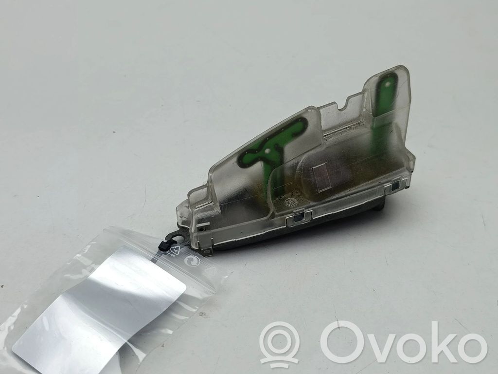 Antenas pastiprinātājs   6957345