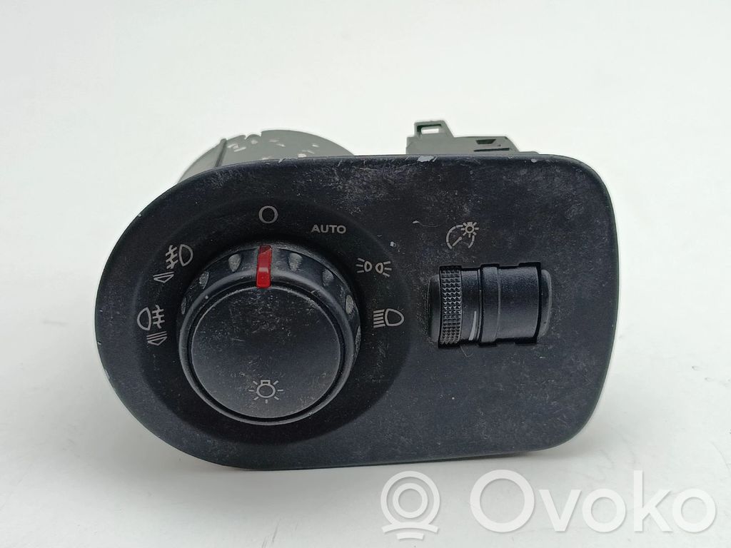 Seat Leon (1P) Light switch 