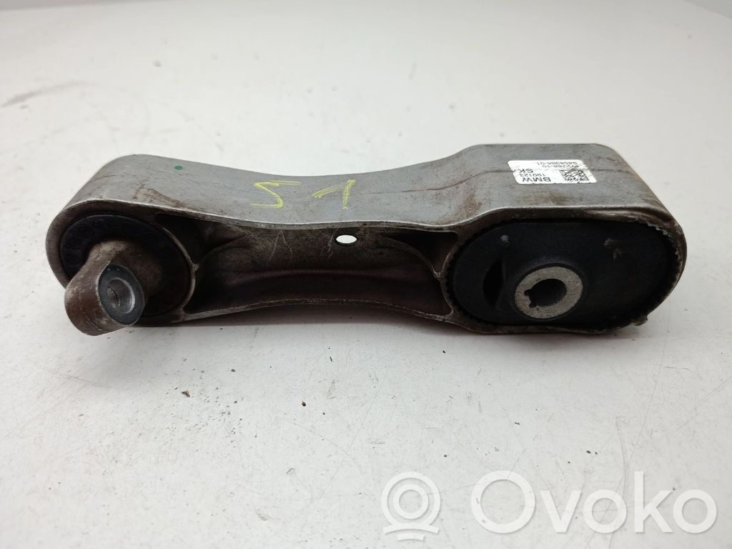 BMW 1 F40 Engine mount bracket 