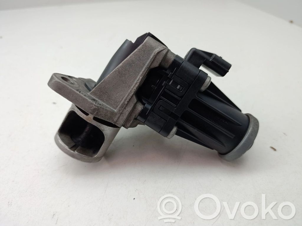 Mercedes-Benz A W176 Válvula EGR 
