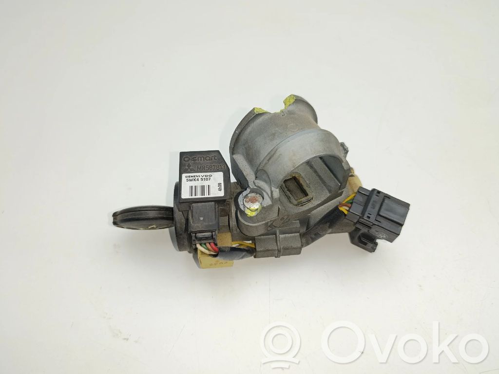 Ignition lock   MR587813,5WK45107