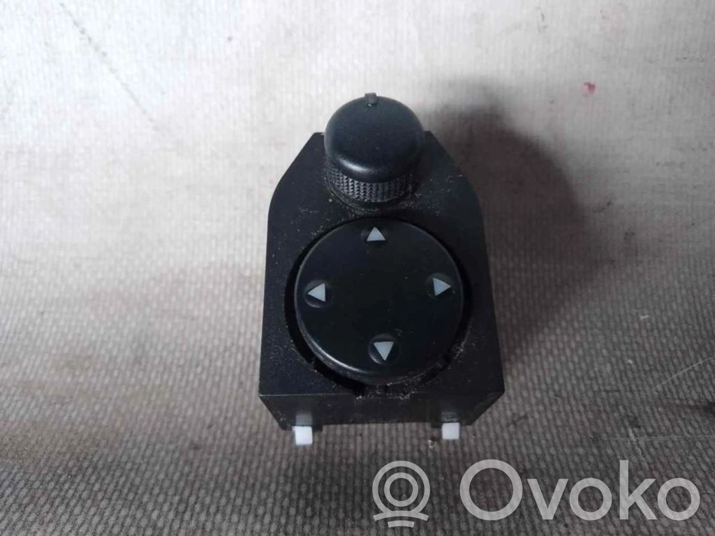Audi A3 S3 8L Wing mirror switch 