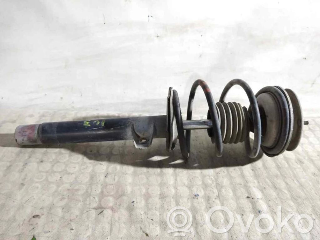 Front shock absorber/damper   556867,556867
