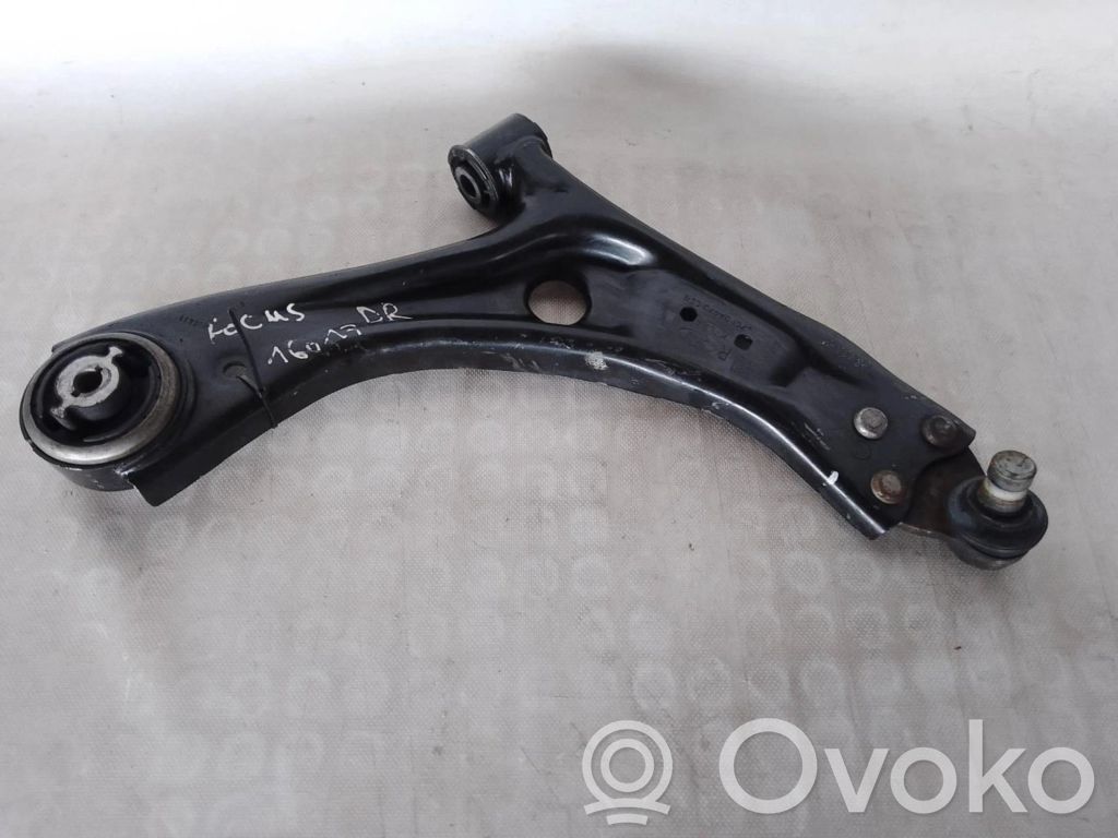Ford Focus Front lower control arm/wishbone 