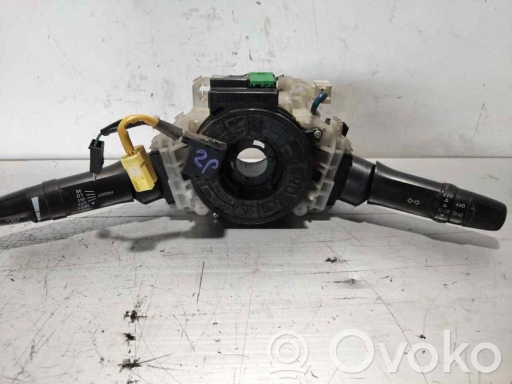 Mitsubishi L200 Interrupteur / bouton multifonctionnel 