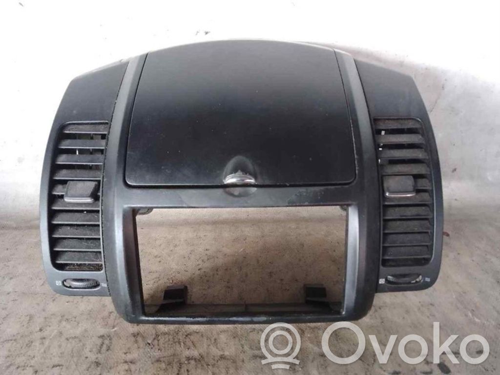 Nissan Note (E11) Daiktadėžė 