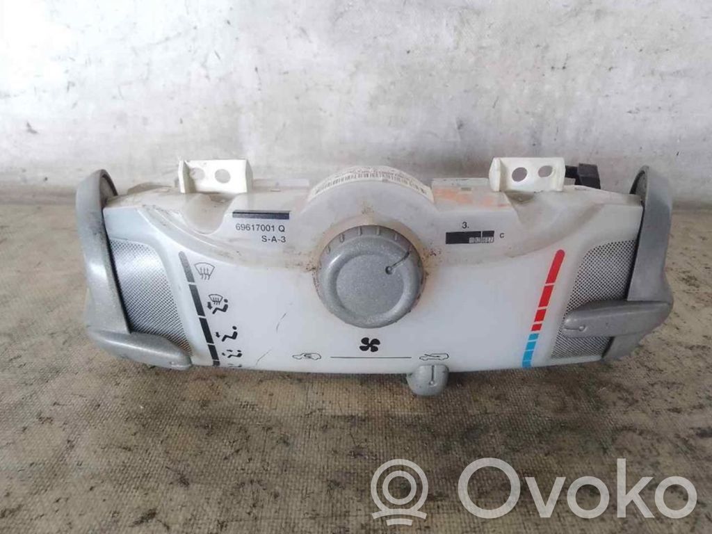 Citroen C1 Climate control unit 