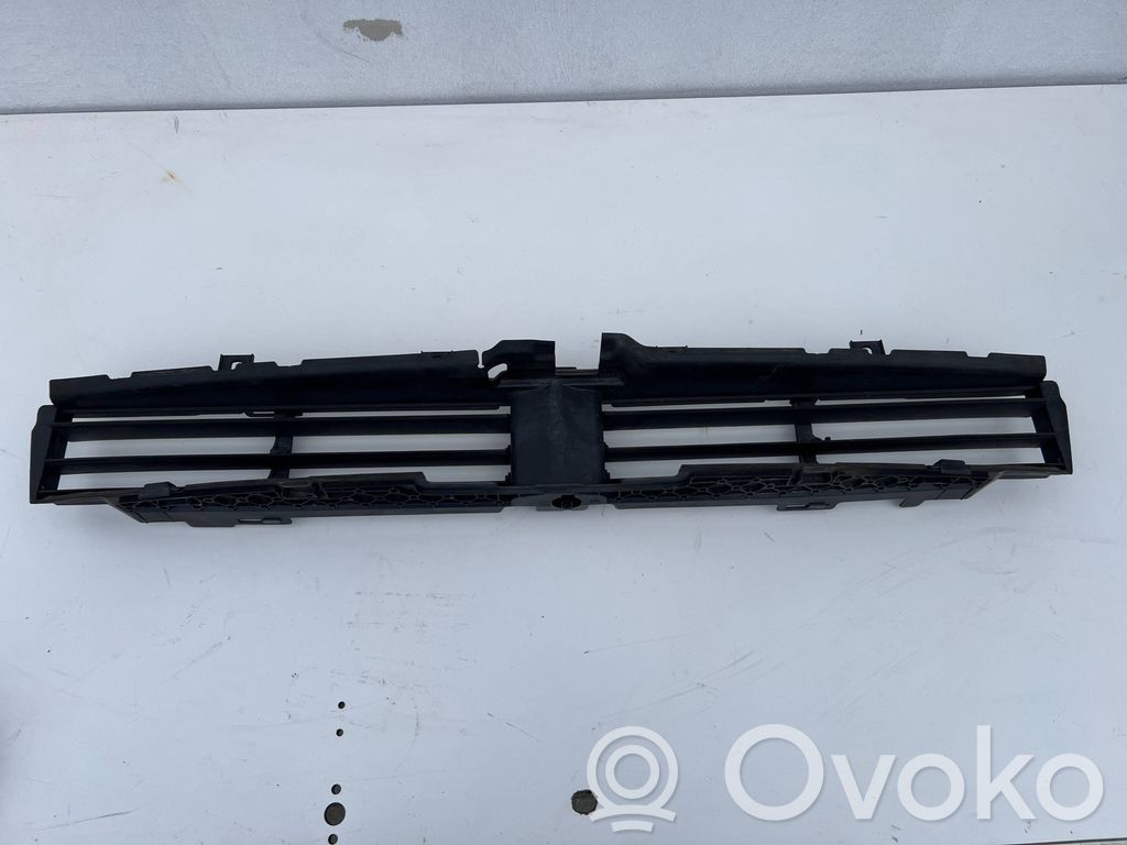 BMW 5 G30 G31 G38 Kanał powietrzny kabiny 