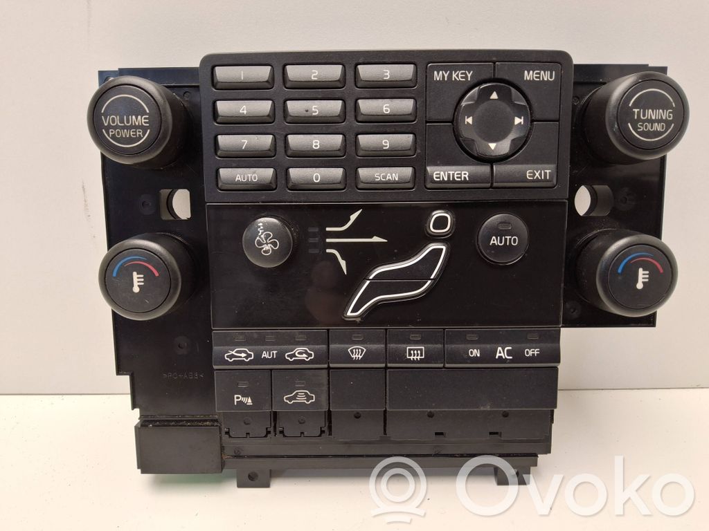 Volvo V70 Climate control unit 