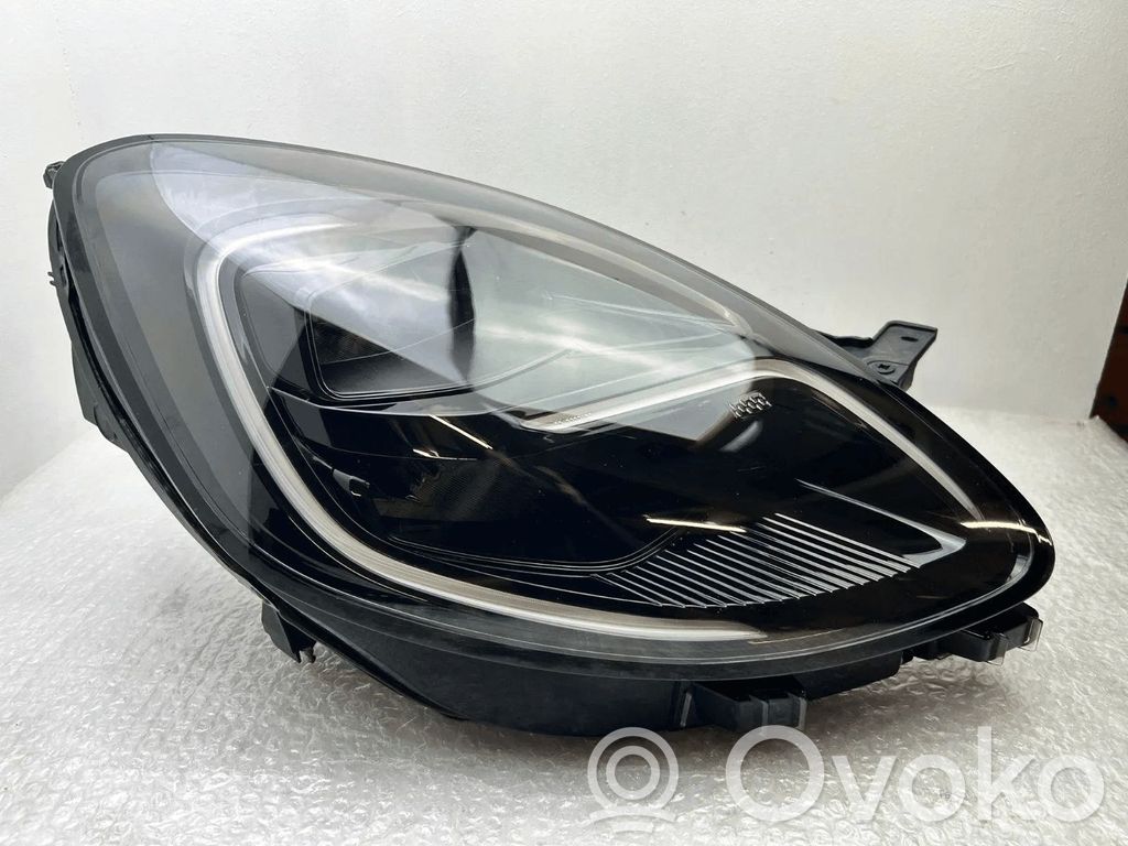 Ford Puma Priekšējais lukturis 