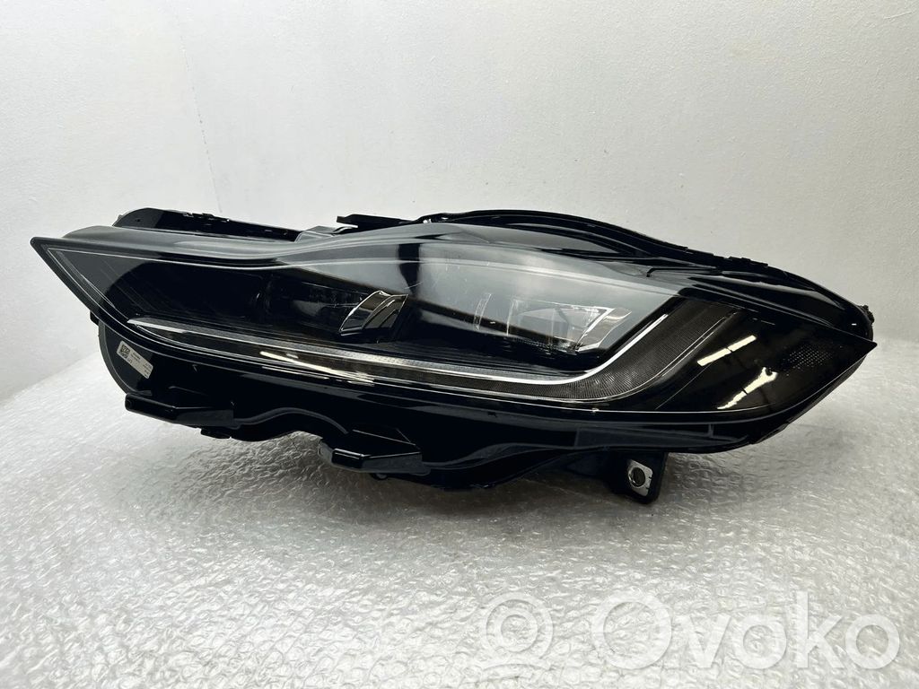 Jaguar XE Phare frontale 