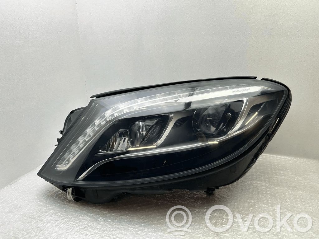 Mercedes-Benz S W222 Lampa przednia 