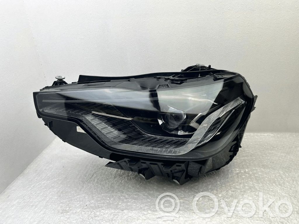 BMW 2 G42 Scheinwerfer 