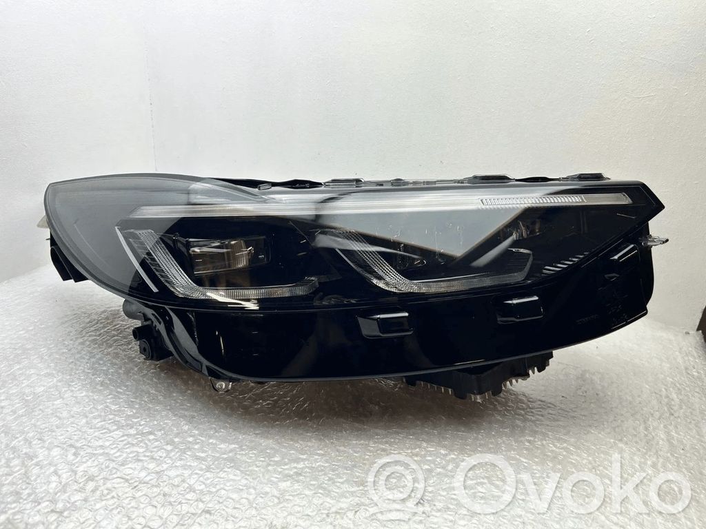 Ford Kuga III Scheinwerfer 