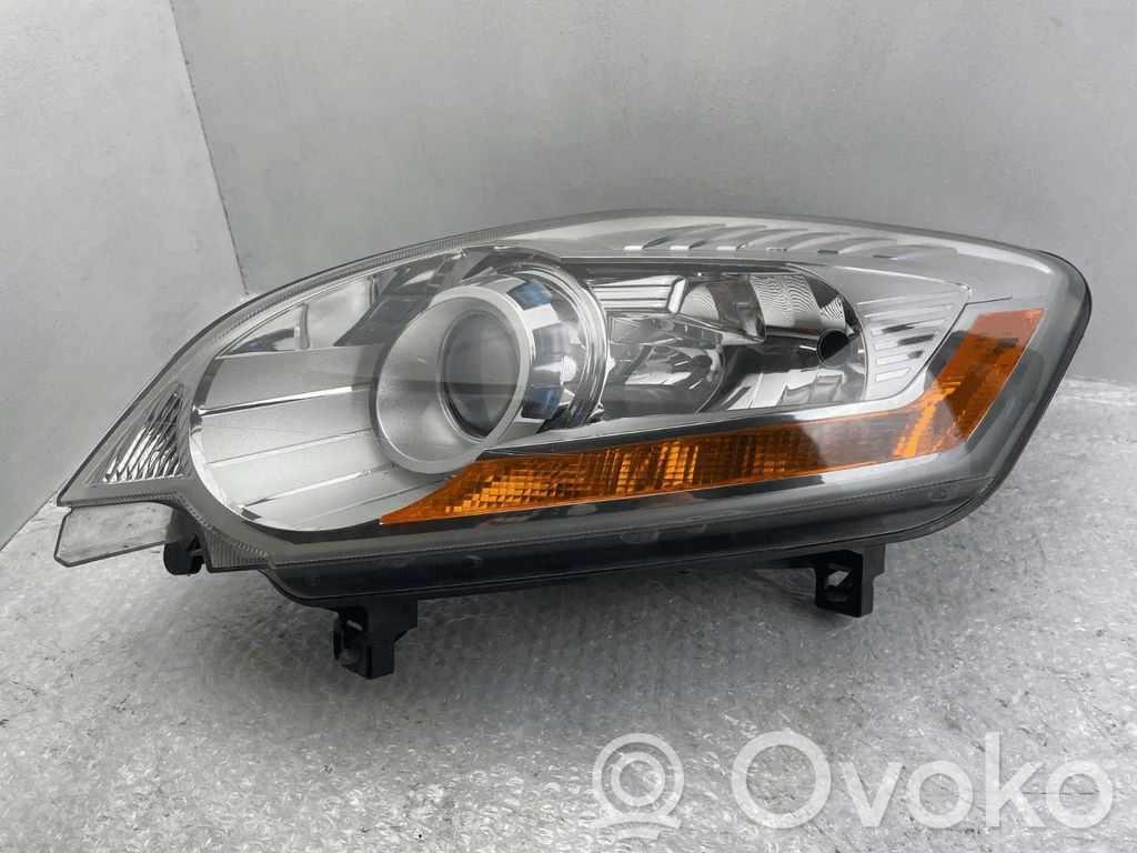 Ford Kuga I Headlight/headlamp 