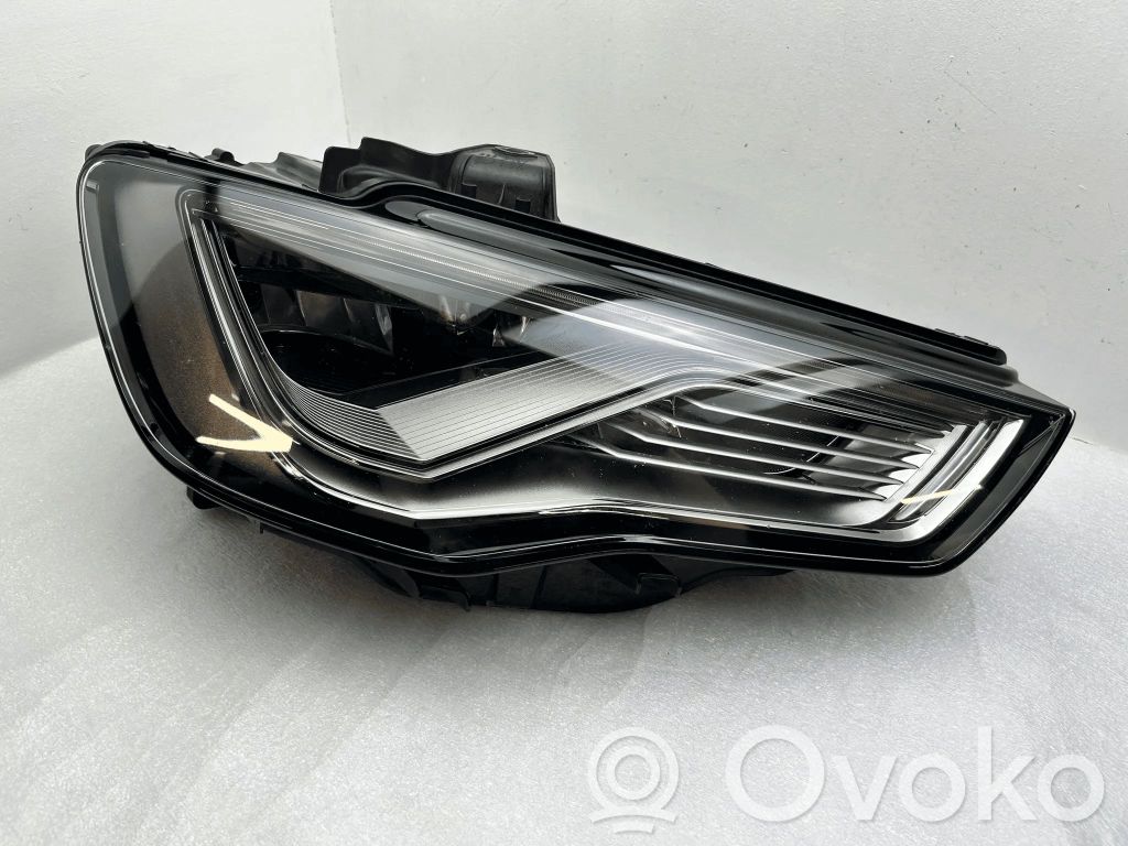 Faro/fanale   8V0941034
