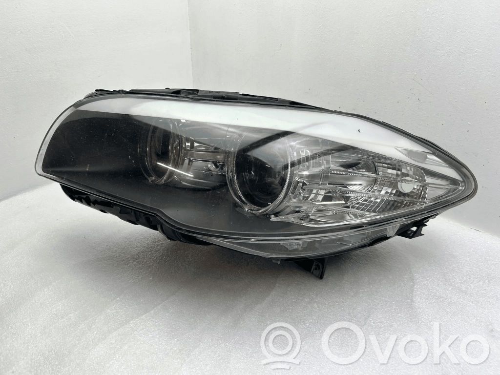 BMW 5 F10 F11 Lampa przednia 