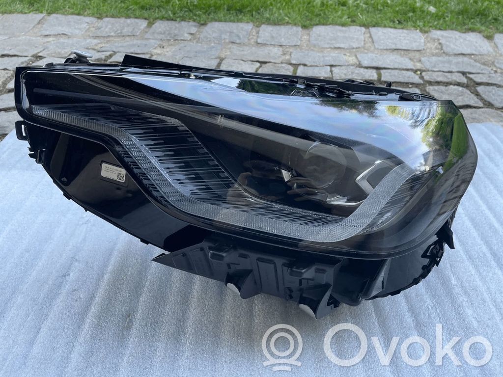 BMW 2 G42 Phare frontale 