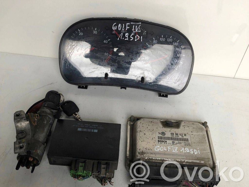 Volkswagen Golf IV Kit cu ECU motor și set închidere uși 