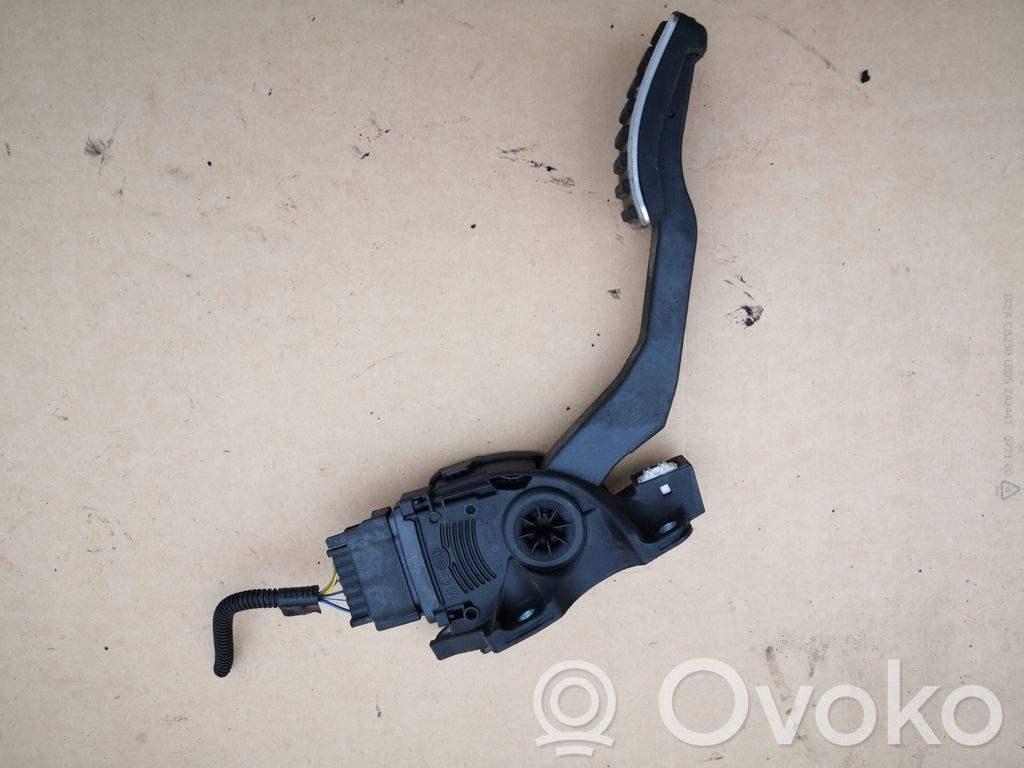 Volvo XC60 Accelerator throttle pedal 