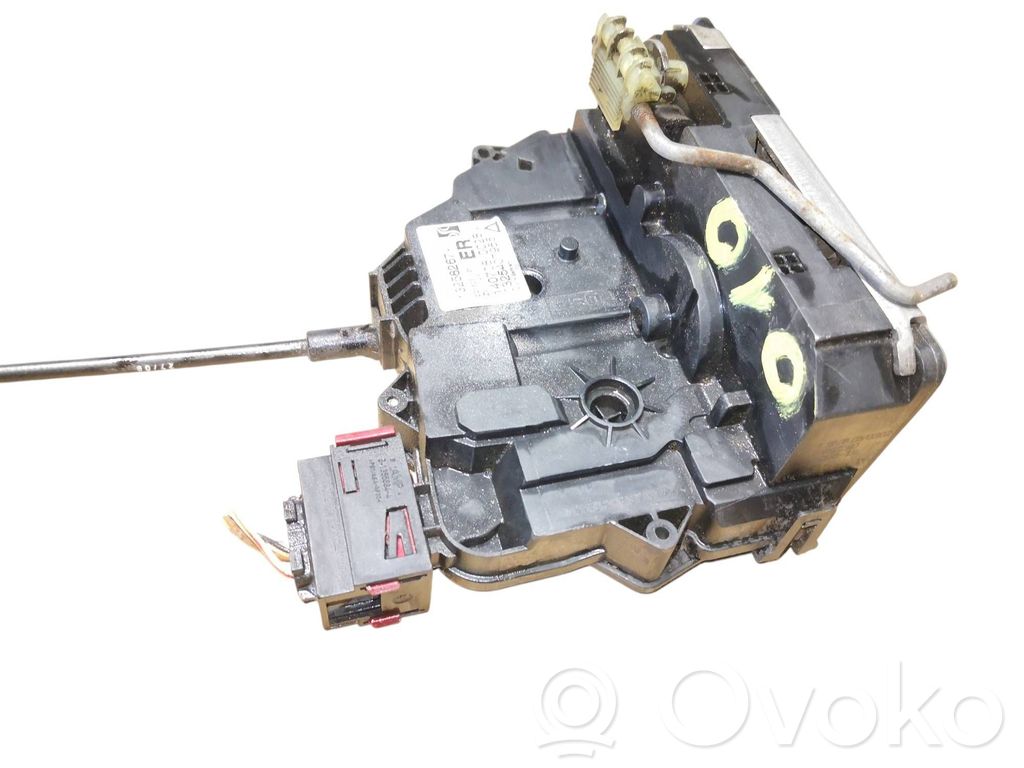Opel Corsa D Aizmugurē slēdzene 