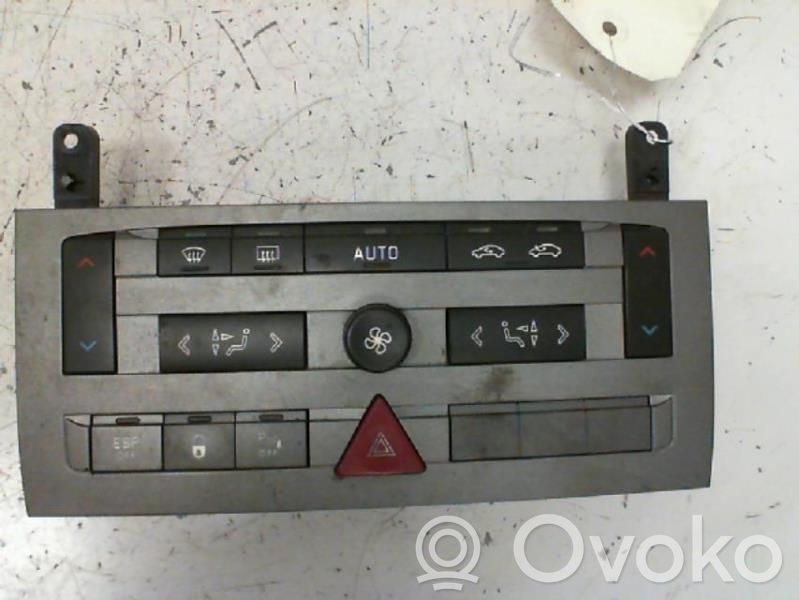 Citroen C5 Climate control unit 