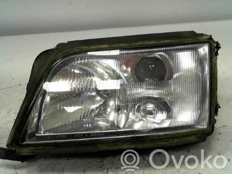 Audi A6 S6 C4 4A Scheinwerfer 