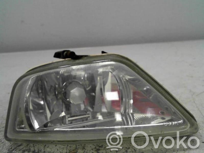 Ford Focus Miglas lukturis priekšā 