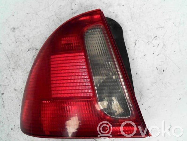 Rover 414 - 416 - 420 Feux arrière / postérieurs 