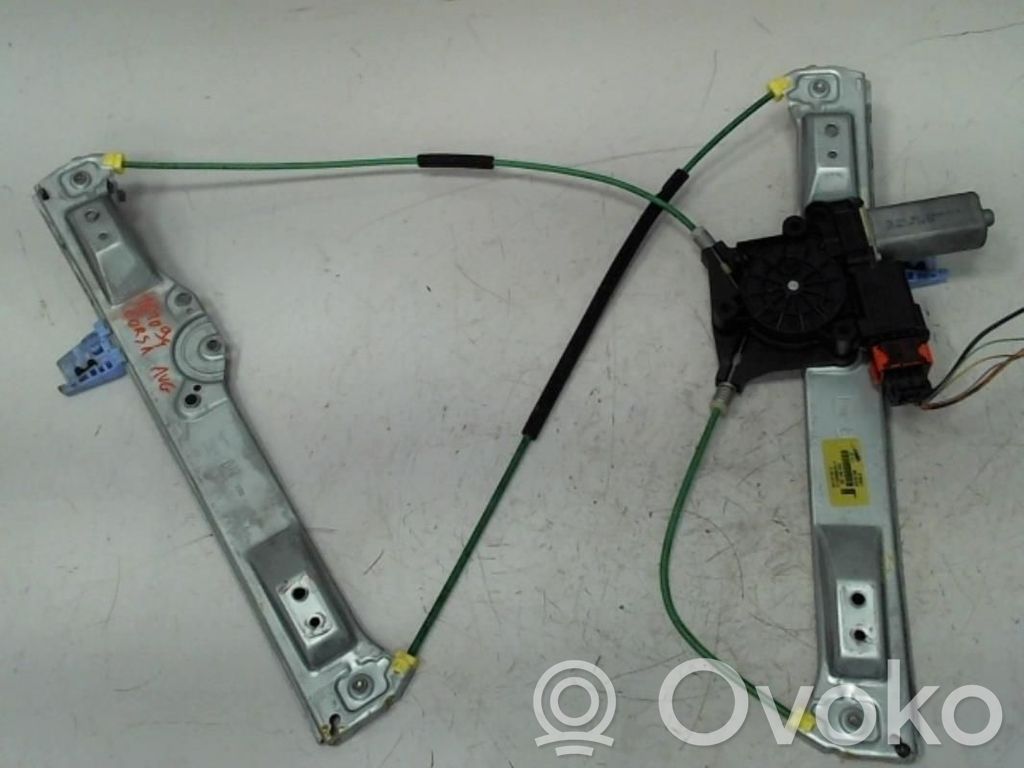Elektryczny podnośnik szyby drzwi przednich   13447040