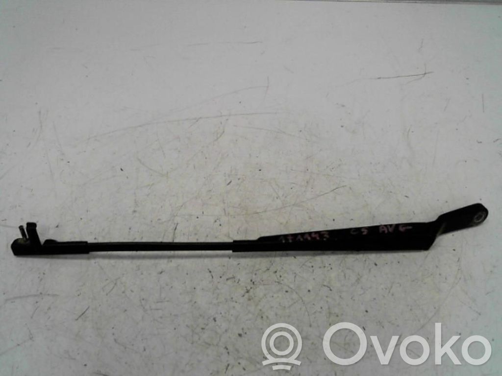Citroen C5 Front wiper blade arm 