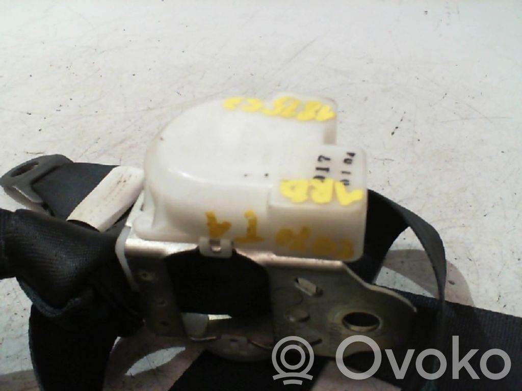 Toyota Aygo AB10 Cinturón trasero 