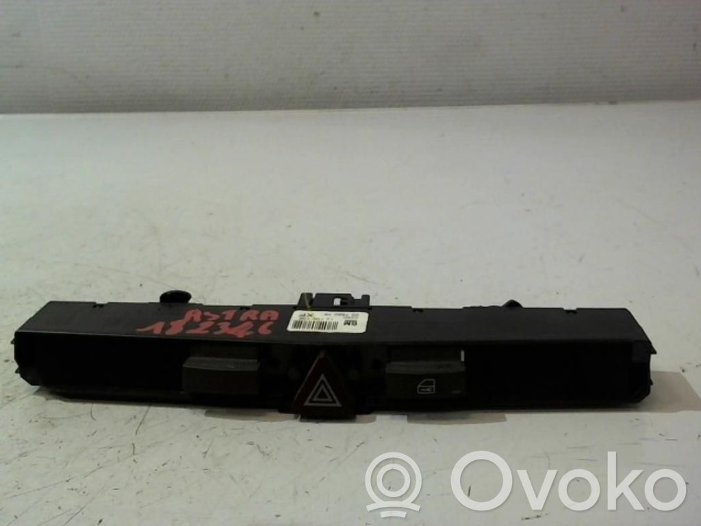 Opel Astra H Hazard light switch 
