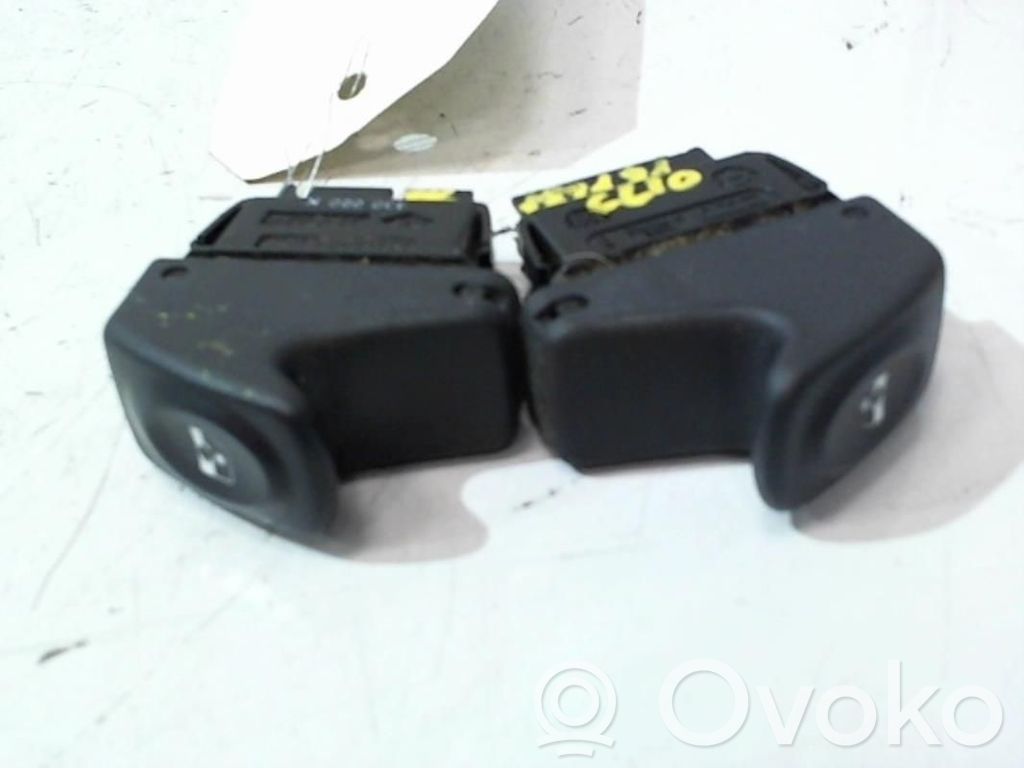 Renault Clio II Electric window control switch 