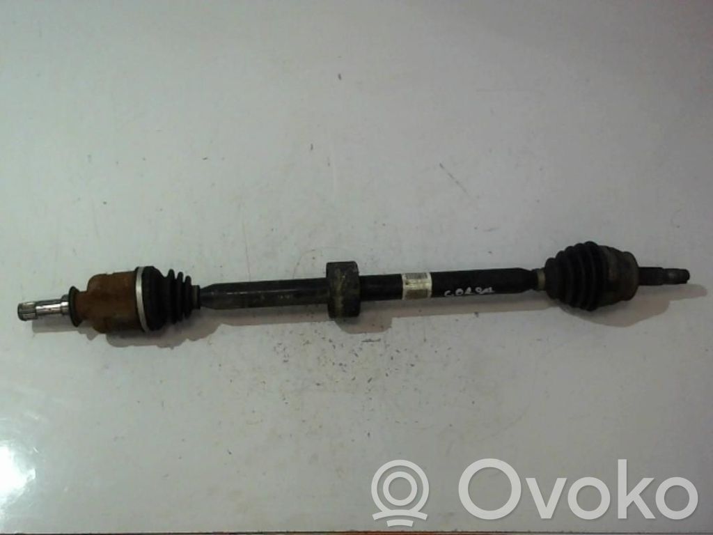 Opel Corsa D Priekinis pusašis 