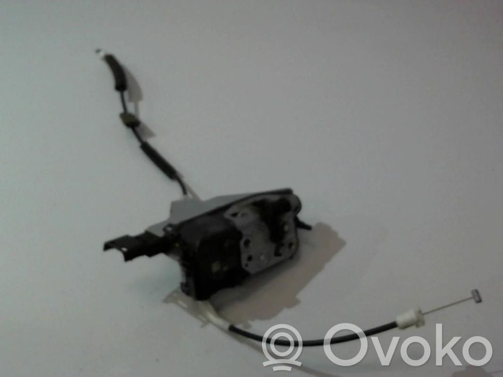 Citroen C3 Takaoven lukko 