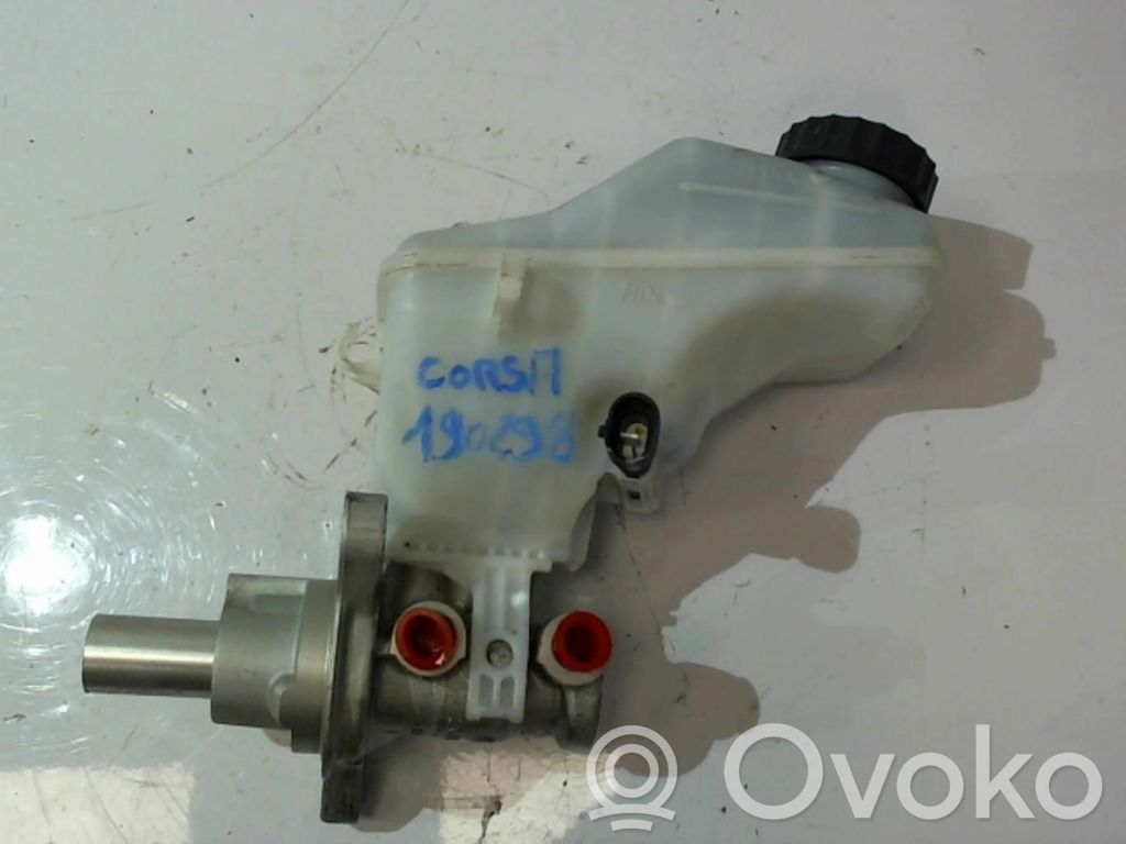 Opel Corsa E Pääjarrusylinteri 