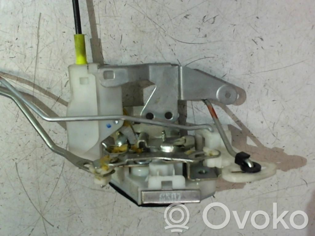 Citroen C1 Front door lock 
