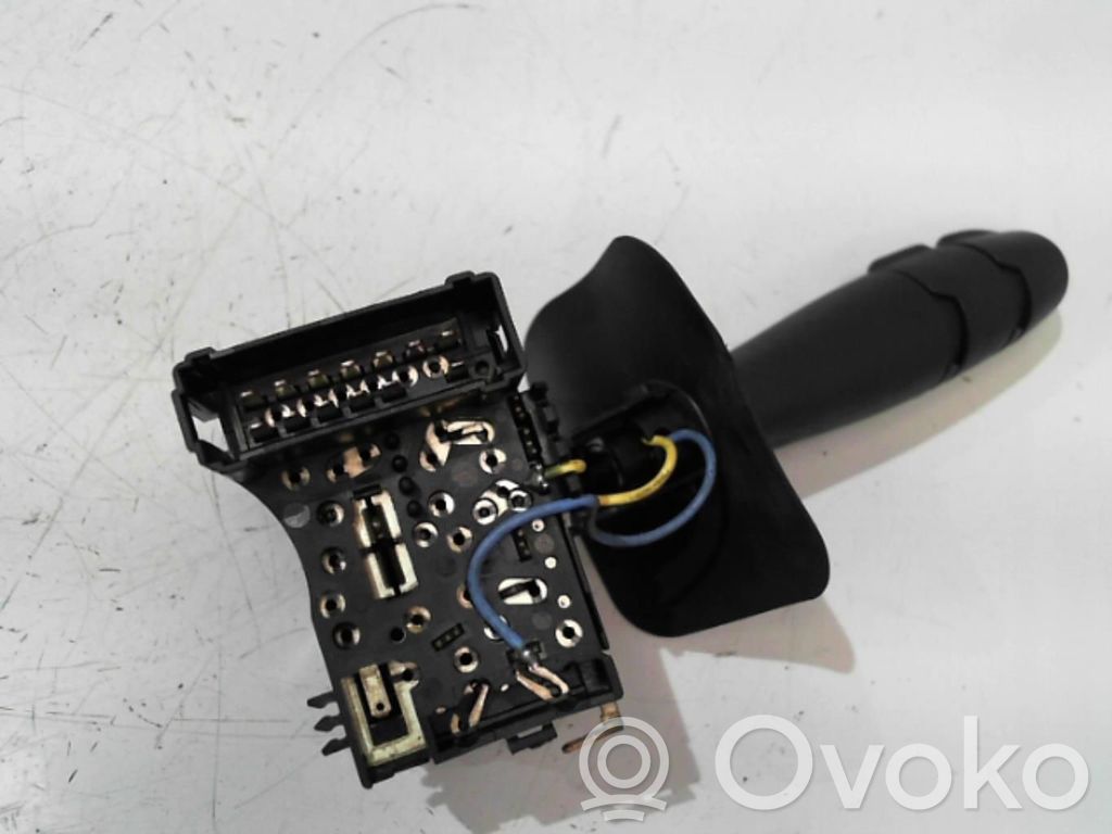 Renault Clio II Indicator stalk 