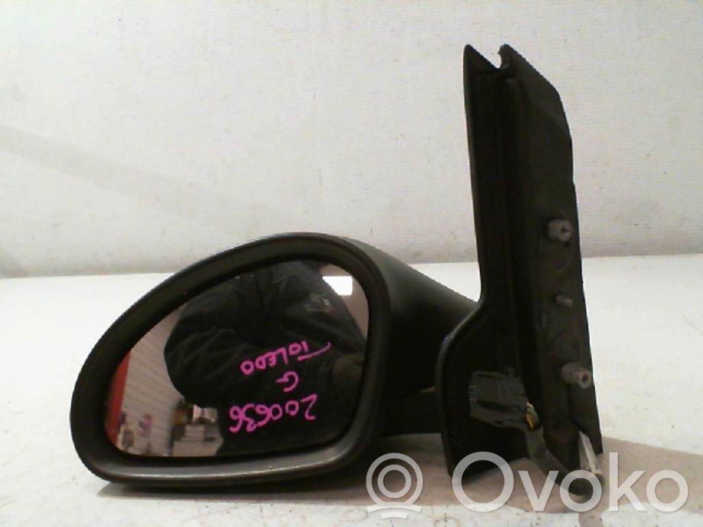 Seat Toledo III (5P) Manualne lusterko boczne drzwi przednich 