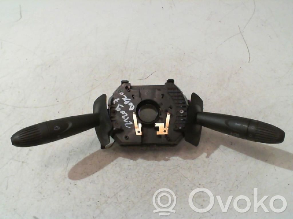 Fiat Doblo Interruptor/palanca de limpiador de luz de giro 