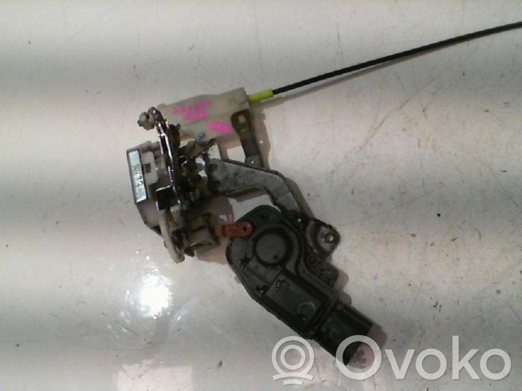 Toyota Aygo AB10 Zamek drzwi przednich 