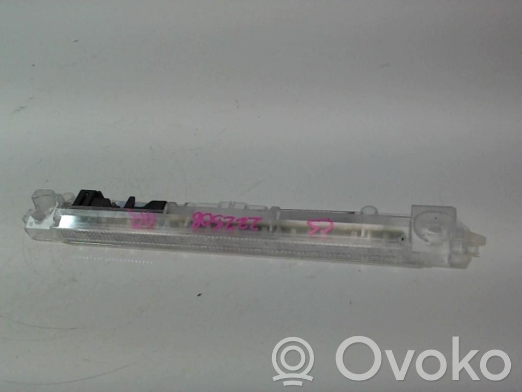 Citroen C5 Third/center stoplight 