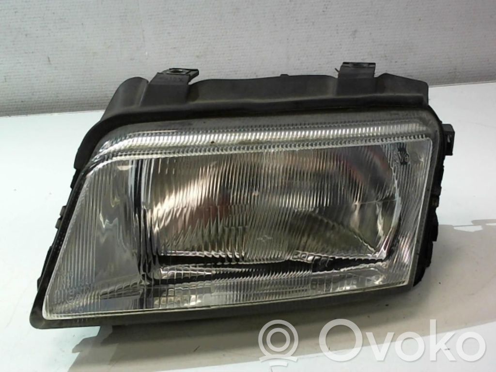 Scheinwerfer   8D0941029B