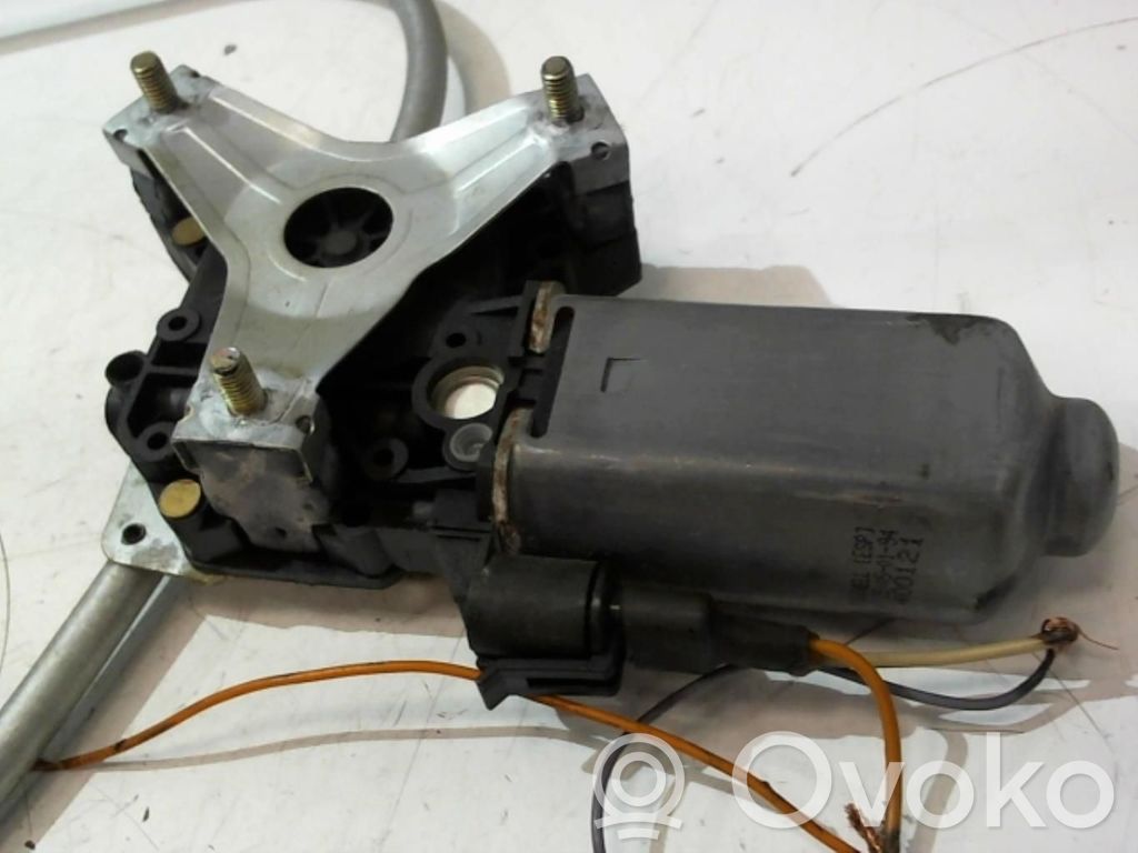 Renault Clio I Elektryczny podnośnik szyby drzwi przednich 